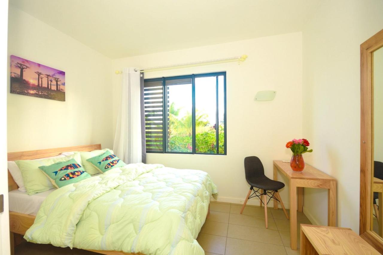 Apartment With 3 Bedrooms In Roches Noires, With Wonderful Sea View, Shared Pool, Terrace Riviere du Rempart Luaran gambar
